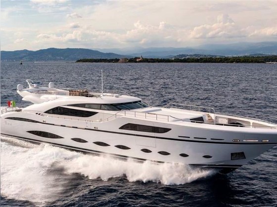 AB Yachts 145