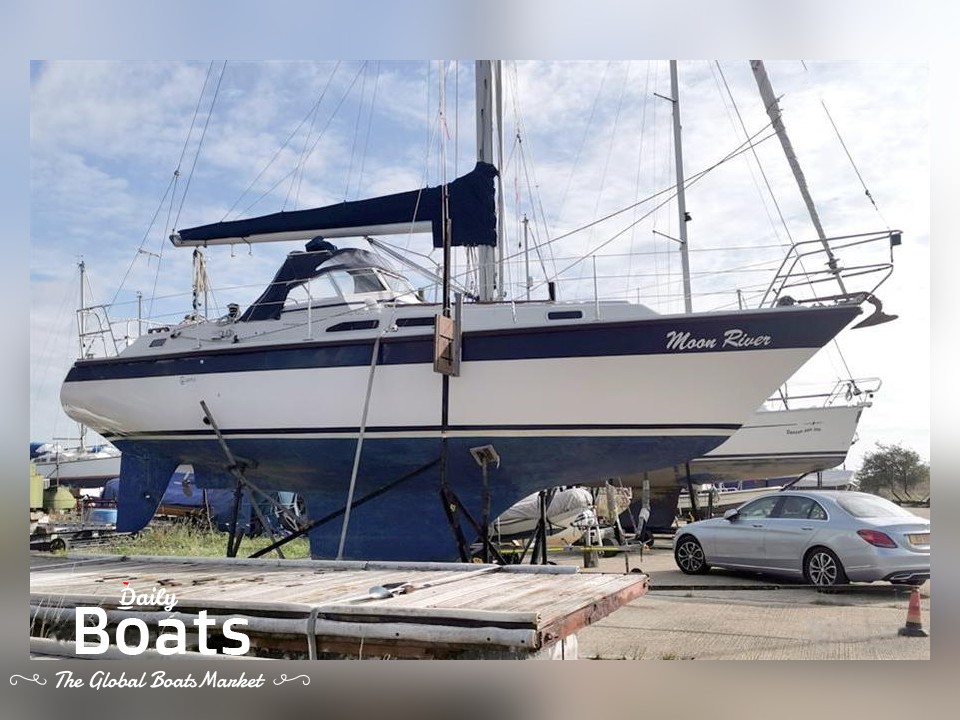 1994 Cygnus Countess 35