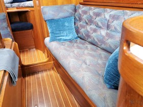 1994 Cygnus Countess 35