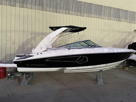 Regal Boats 2300