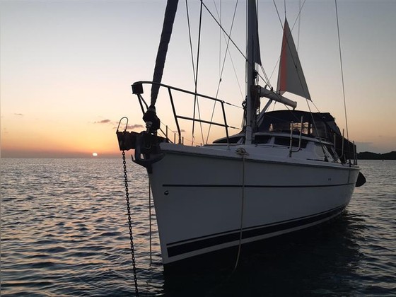 Hunter 44 DS