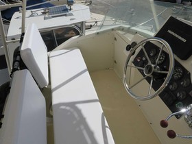 1981 Bertram Yachts 28 Fly