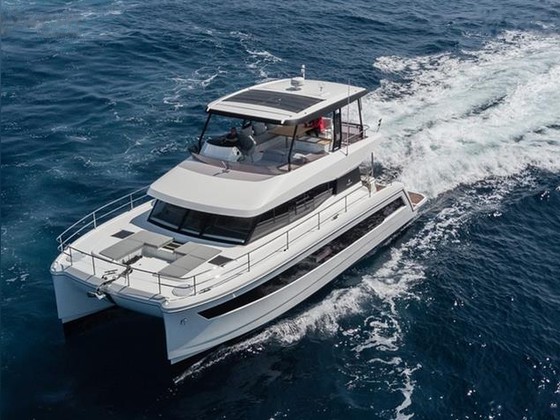 Fountaine Pajot Maestro 44