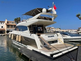 2015 Prestige Yachts 550 na prodej