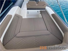 Buy 2019 Boston Whaler Boats 305 Conquest