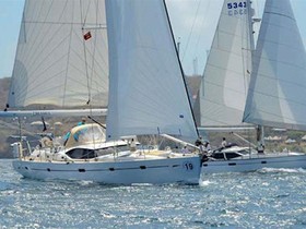 2010 Oyster 575