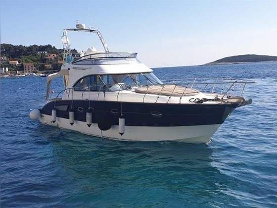 Bénéteau Boats Antares 12