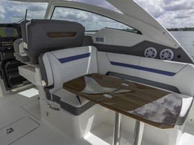 Купить 2022 Tiara Yachts 3800