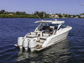 2022 Tiara Yachts 3800 til salgs