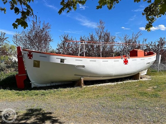 Ex lifeboat boats