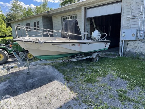 Boston Whaler Boats 190 Outrage