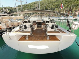 Koupit 2018 Hanse Yachts 548