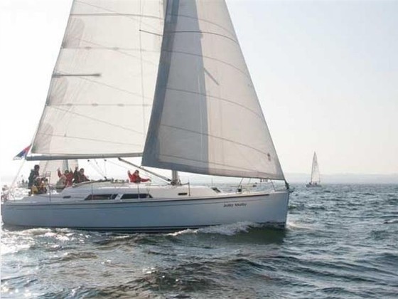 Hanse Yachts 370