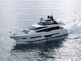 Osta 2022 Ferretti Yachts 780