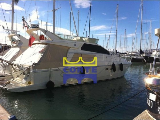 Ferretti Yachts 48