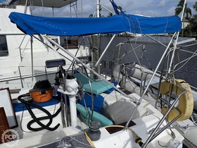 1983 Hunter 34