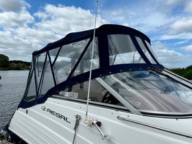 2004 Regal Boats 2465 Commodore à vendre
