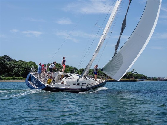 X-Yachts X-37