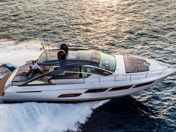 Pershing 5X