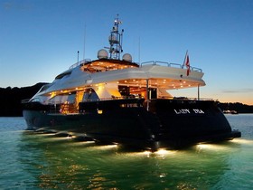 2011 Ferretti Yachts Custom Line 124 myytävänä