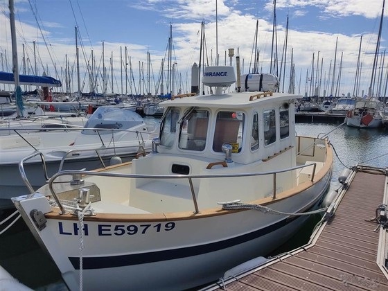 Rhea Marine Rhea 750