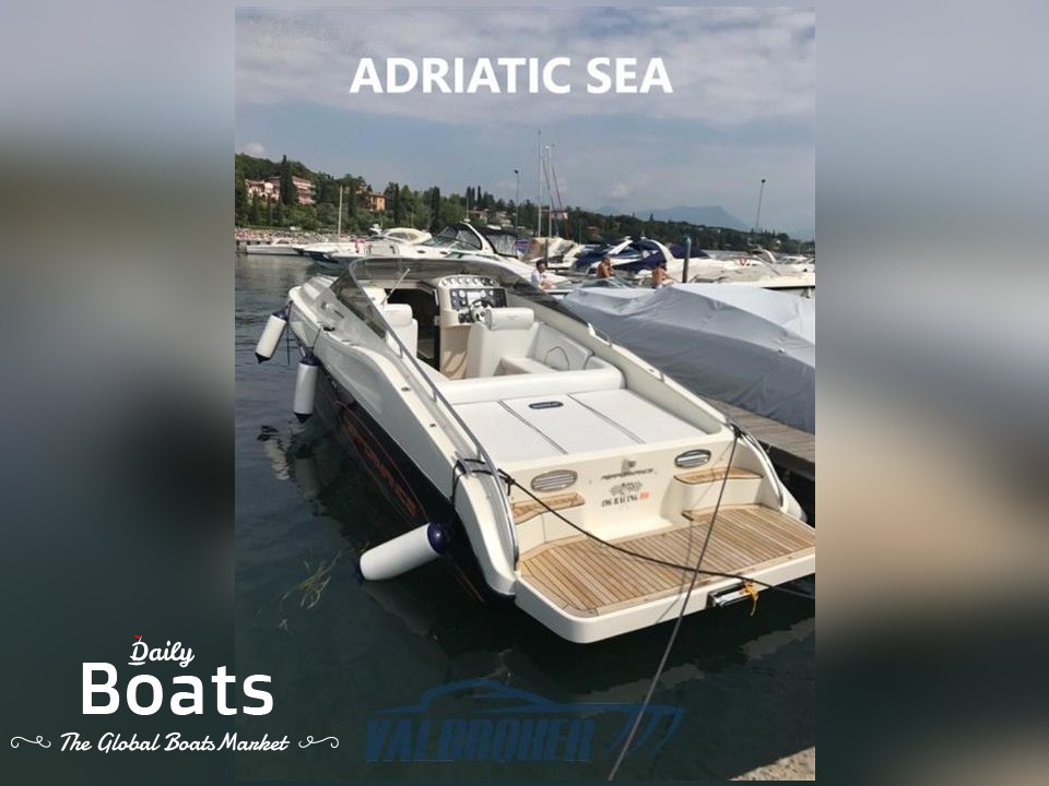 1998 Performance Marine 907
