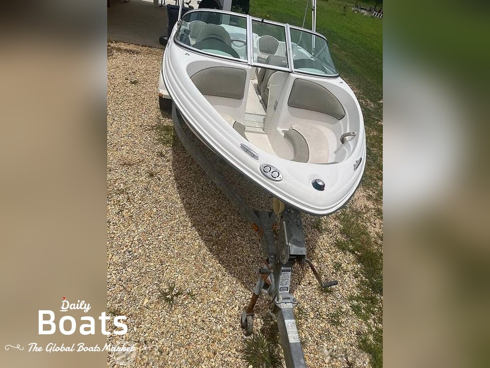 2005 Sea Ray Boats 180 Sport for sale. View price, photos and Buy 2005