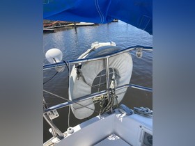 Catalina Yachts 30