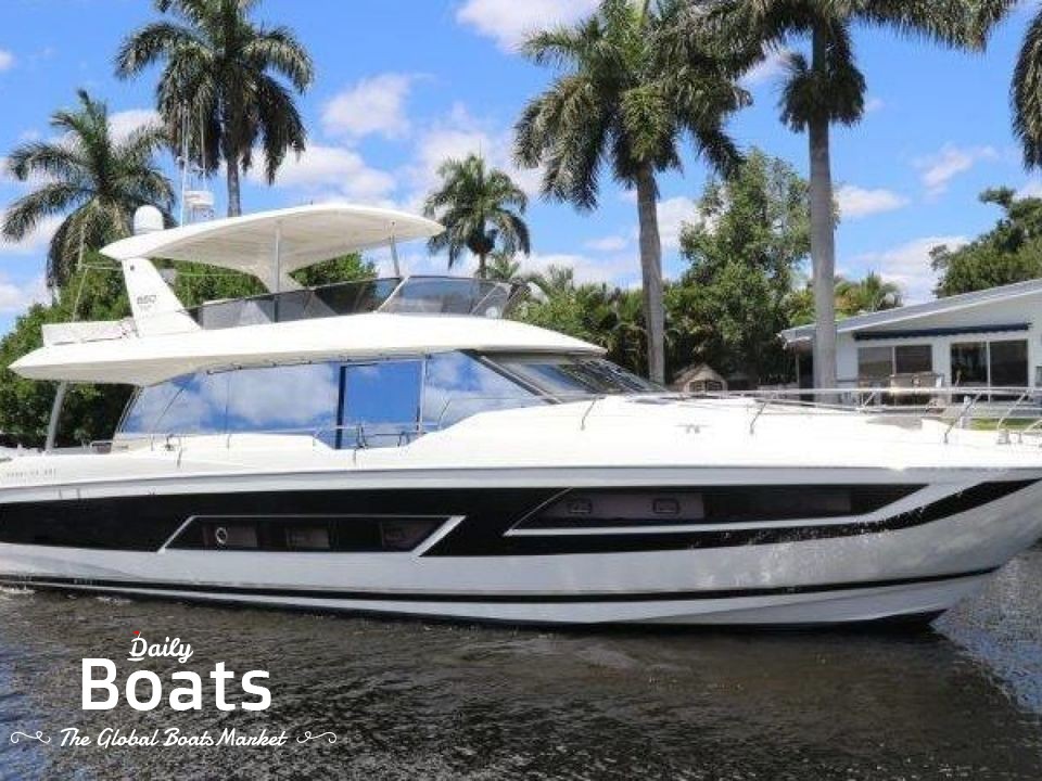 2017 Prestige Yachts Motoryacht for sale. View price, photos and Buy