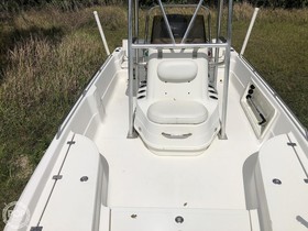 2005 Nauticstar 2200