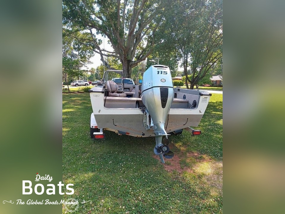 2002 Lund Boats 18 Ft. for sale. View price, photos and Buy 2002 Lund