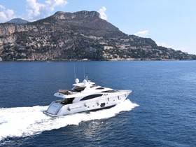 2009 Ferretti Yachts 881 in vendita