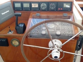 1997 Van Dam Nordia Pilot House Cruiser 58' till salu