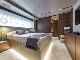 2023 Ferretti Yachts Custom Line Navetta 33 za prodaju