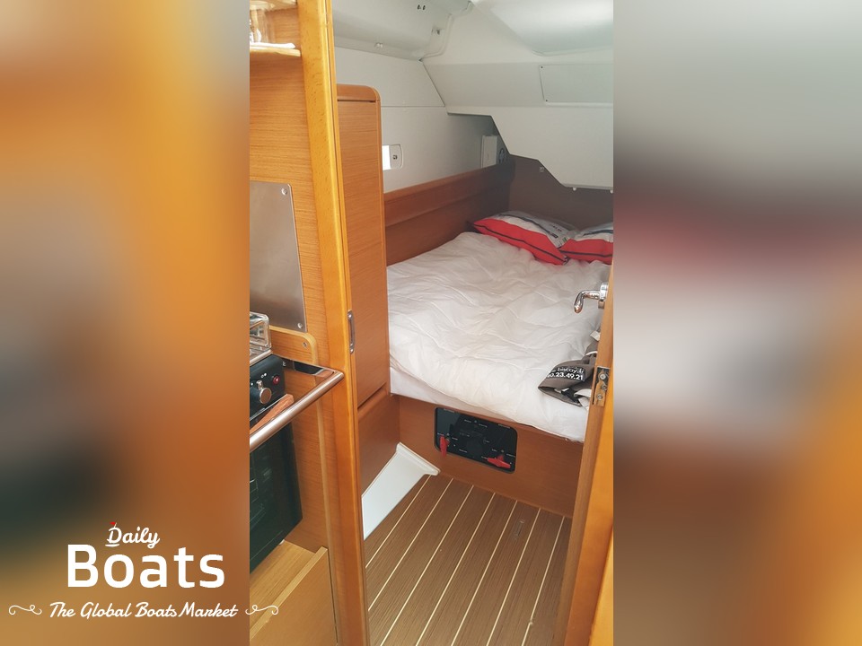 2012 Jeanneau Sun Odyssey 379 Lifting Keel for sale. View price, photos