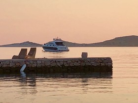 2005 Fairline for sale