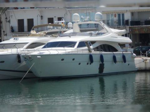 2006 Ferretti 830 на продажу