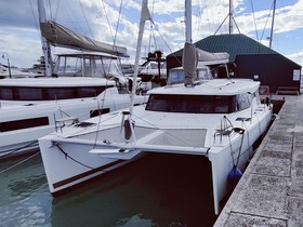 Fountaine Pajot Lucia 40