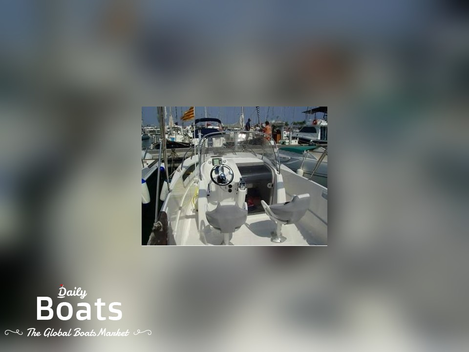 2010 Quicksilver Commander 720