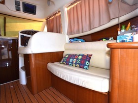 2005 Prestige Yachts 32