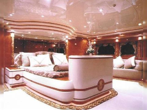 2002 Horizon Longe Range Tri Deck til salg