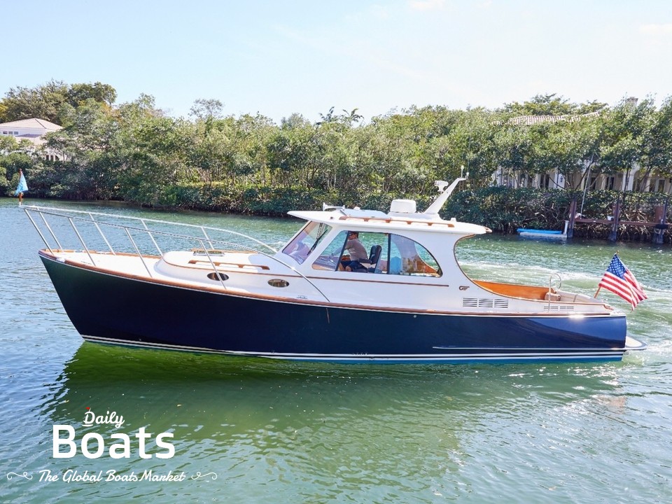 2017 Hinckley Yachts 37 Picnic Mkiii for sale. View price, photos and