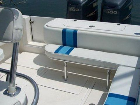 Buy 2004 Contender 27 Cuddy