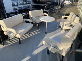 2021 Funcruiser Pontoon 650