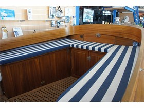 1970 Motor Whaler 47 Task