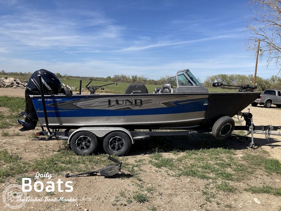 2017 Lund Boats Sport Angler for sale. View price, photos and Buy 2017