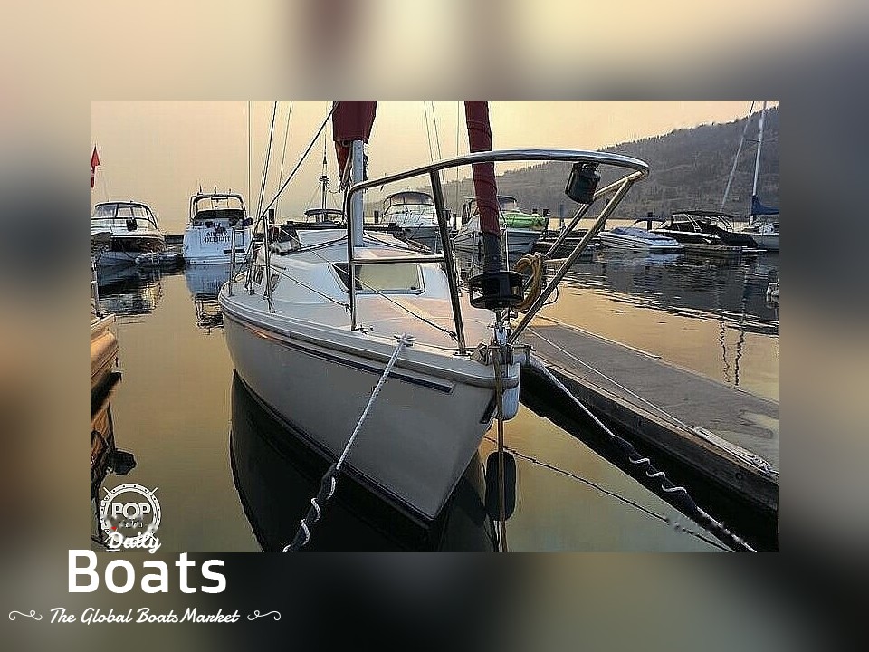 1988 Catalina 27 Wing for sale. View price, photos and Buy 1988