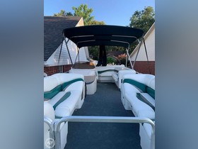 Fisher Boats 240 Freedom Deluxe