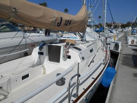 2007 J Boats 124