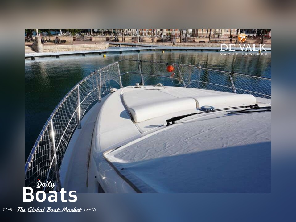 2006 Azimut 46 E
